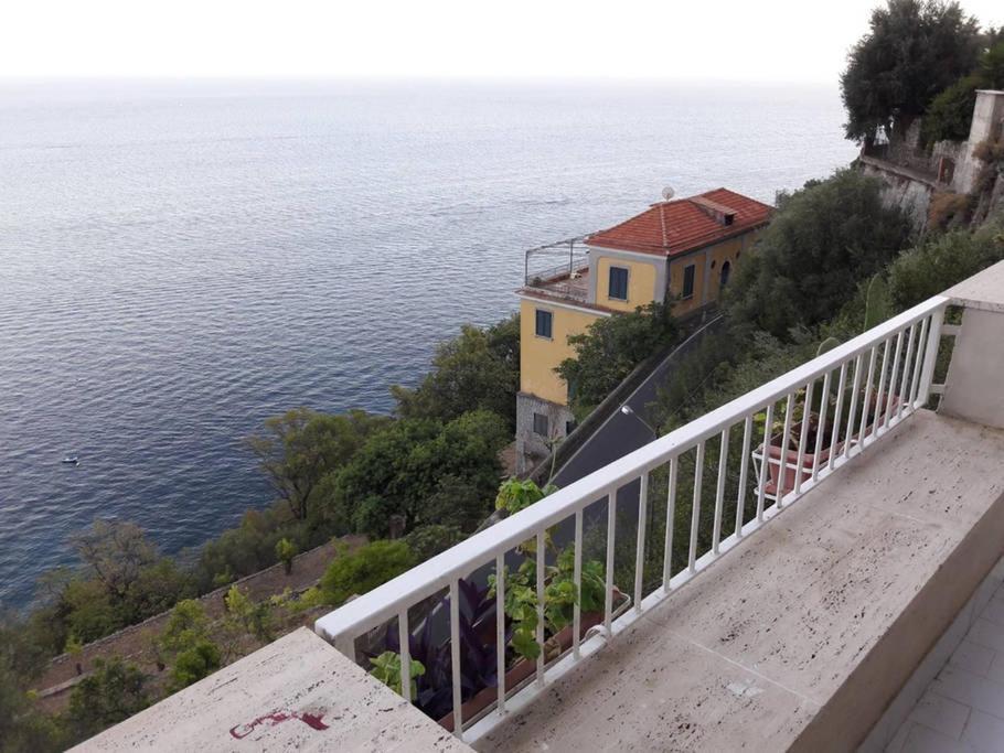 La Terrazza Amalfi Villa ภายนอก รูปภาพ